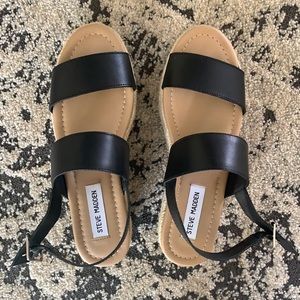 NWOT Steve Madden Platform Sandals